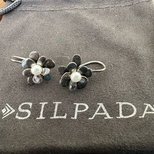 Silpada Hammered Sterling Silver & Pearl Flower Earrings